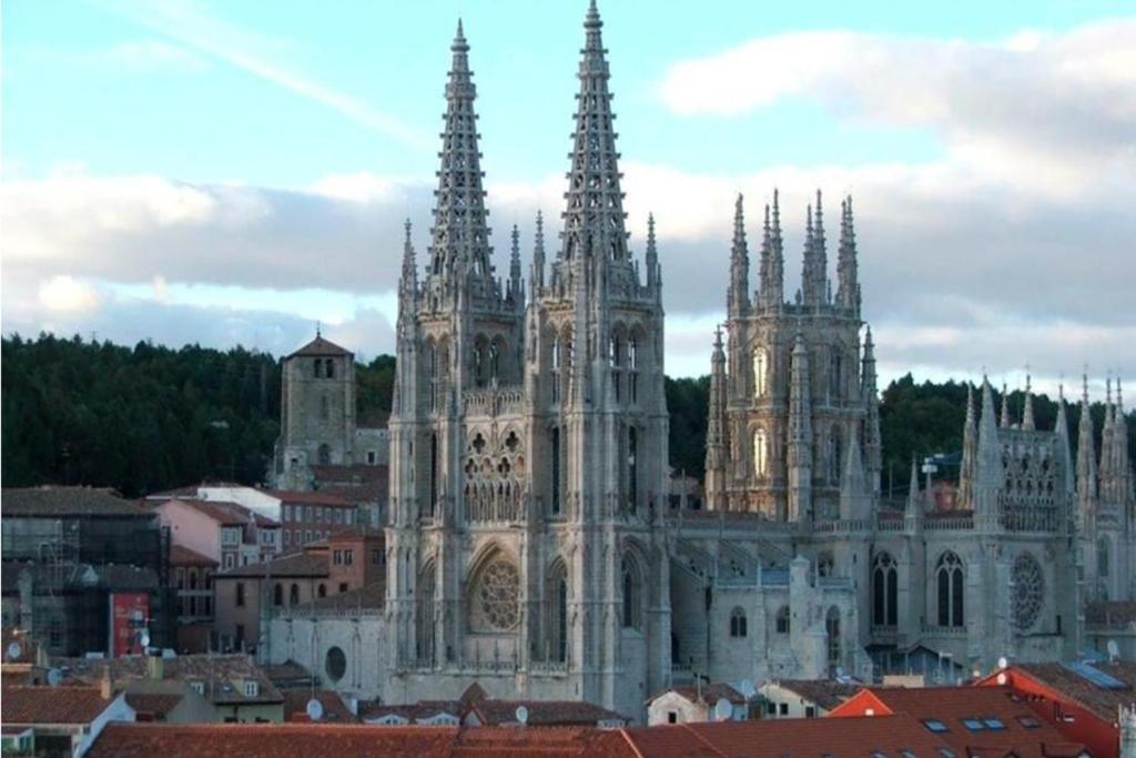 Appartement Catedral Centro- 4 Plazas Burgo
